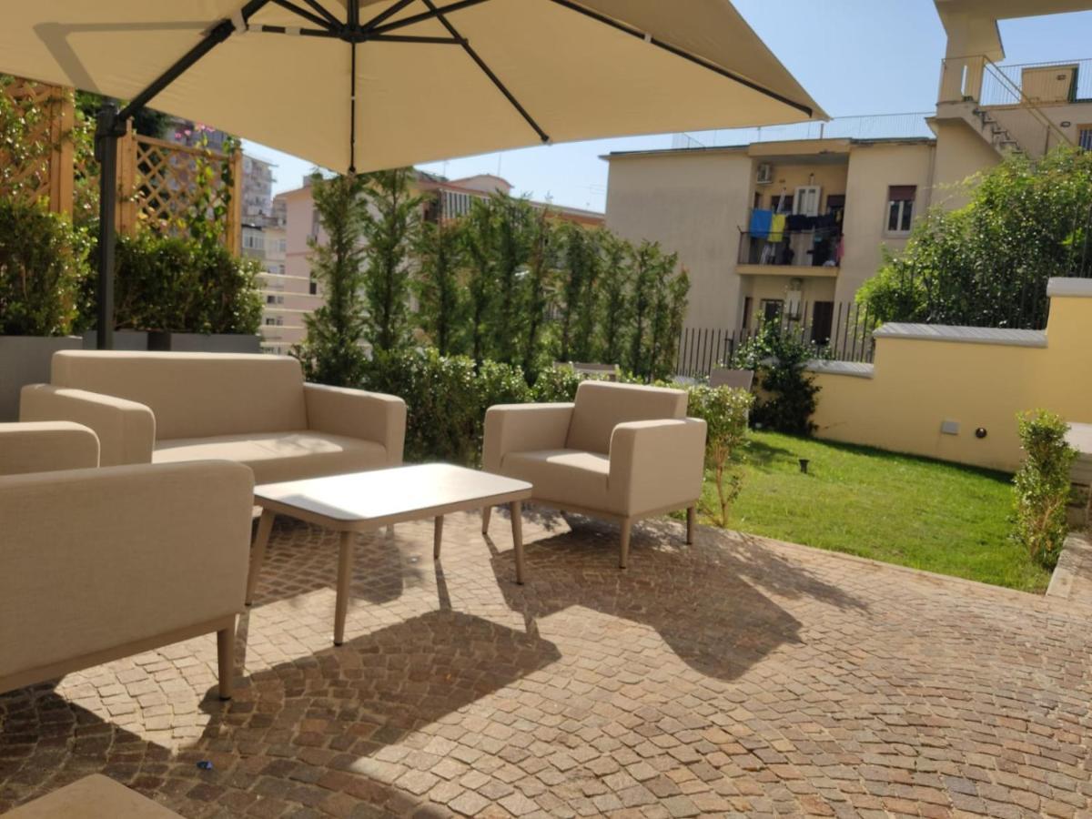 Relais Villa Montedonzelli Неаполь Экстерьер фото